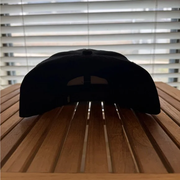 NWOT Vans checkered SnapBack black/grey - Picture 3 of 4